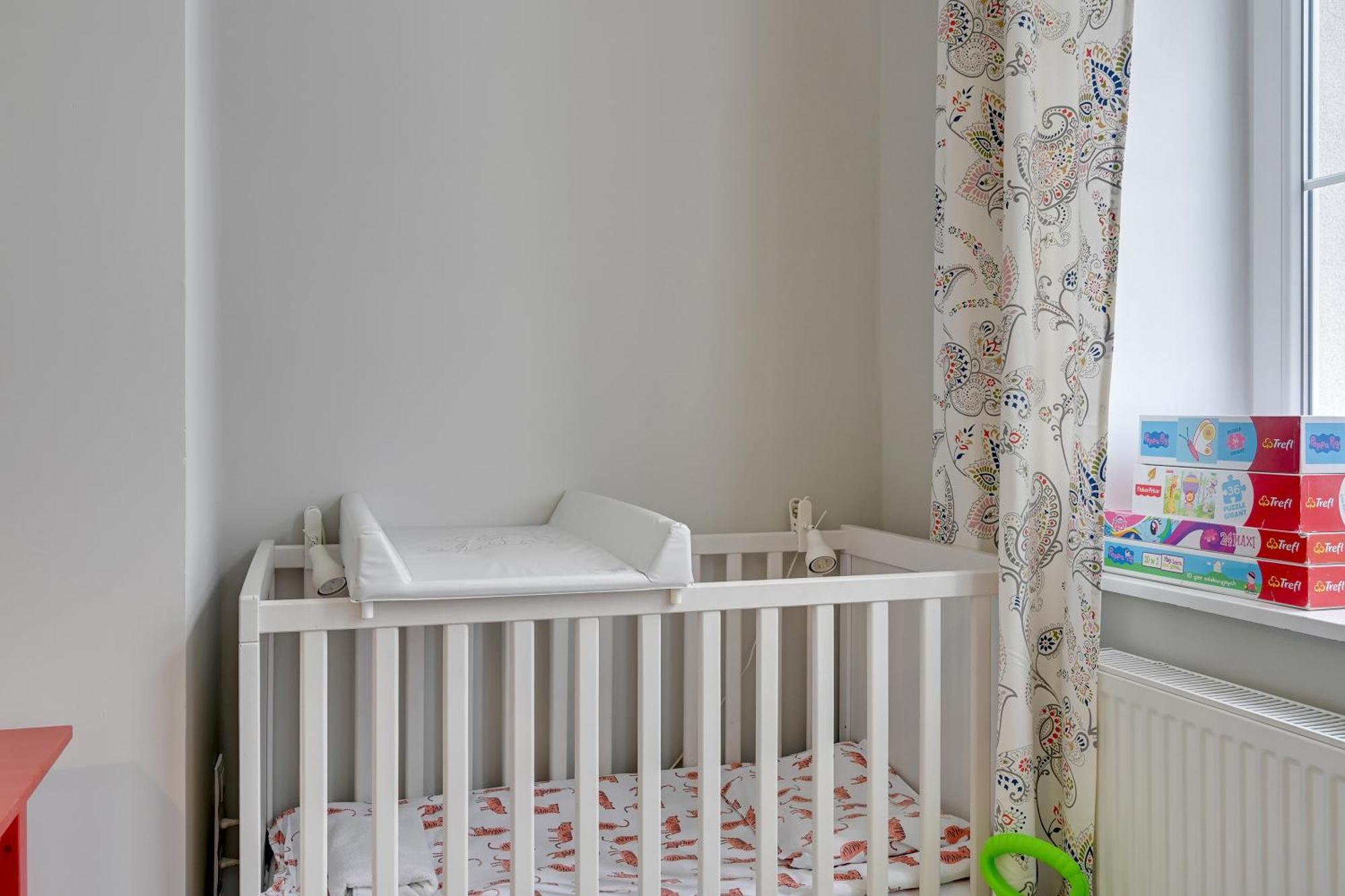 City Center, Art House & Family Stay By Downtown Apartments Гданьск Экстерьер фото