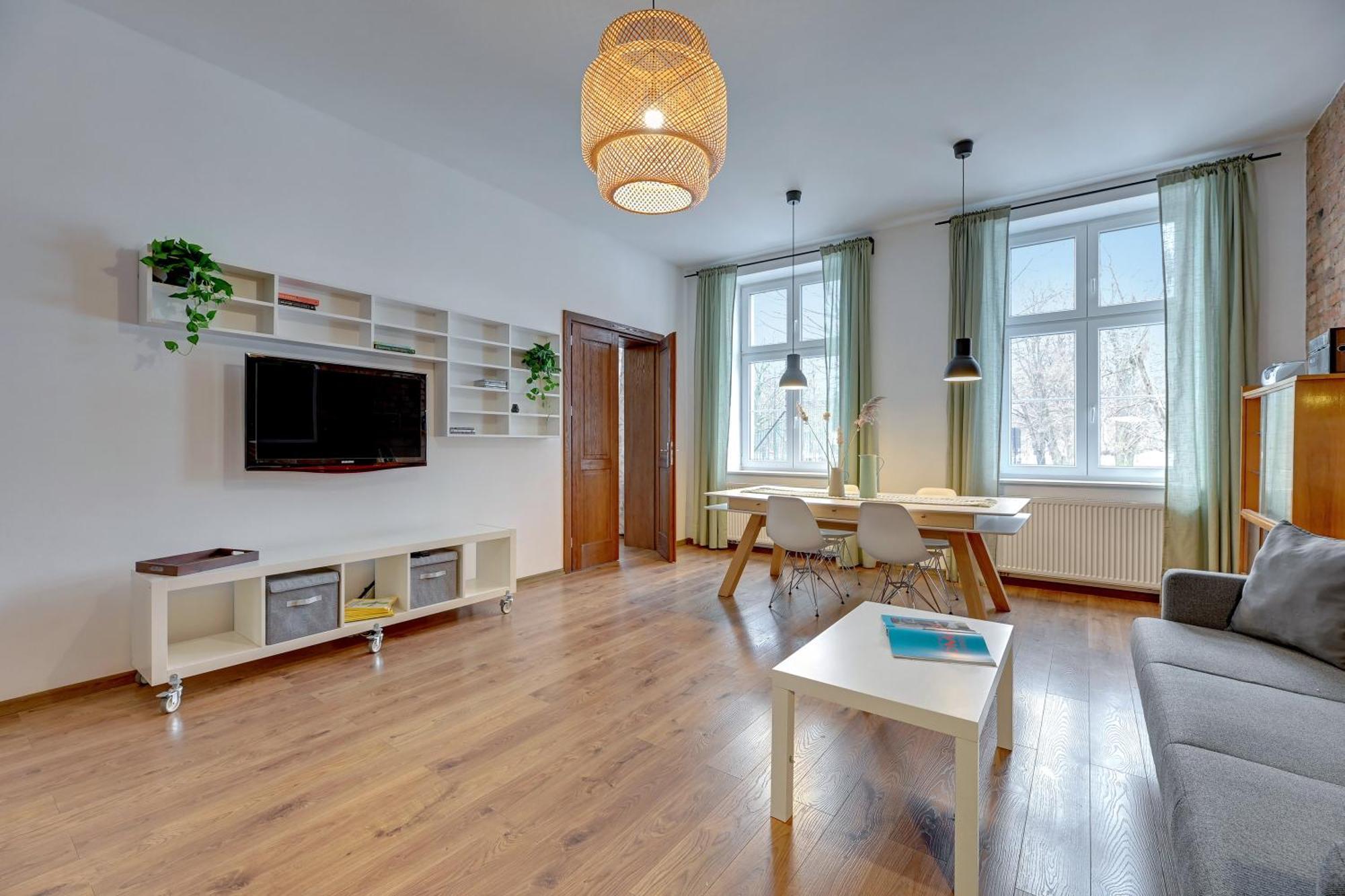City Center, Art House & Family Stay By Downtown Apartments Гданьск Экстерьер фото